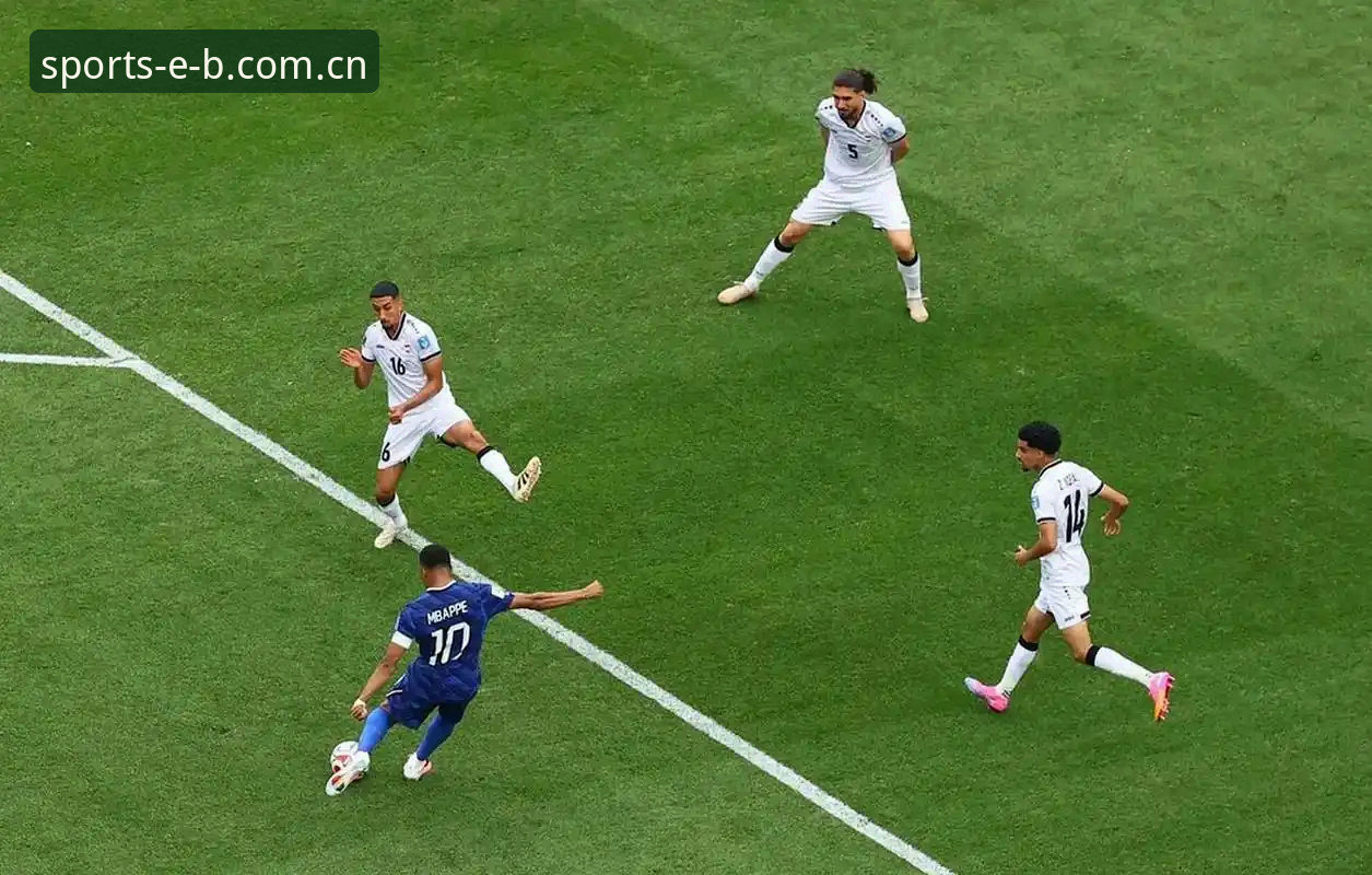法国3-0伊拉克，姆巴佩16球追平克洛泽，这场球到底怎么看的？
